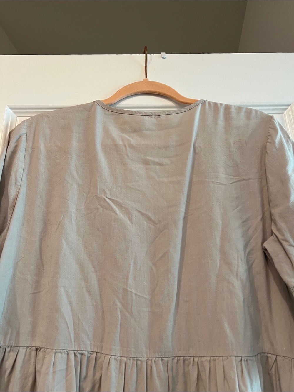 Beginning Boutique Taupe V-Neck Tiered Peplum Tunic Top - Picture 9 of 12